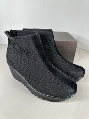 bernie mev. Black Woven Wedge Ankle Boots. Brand New